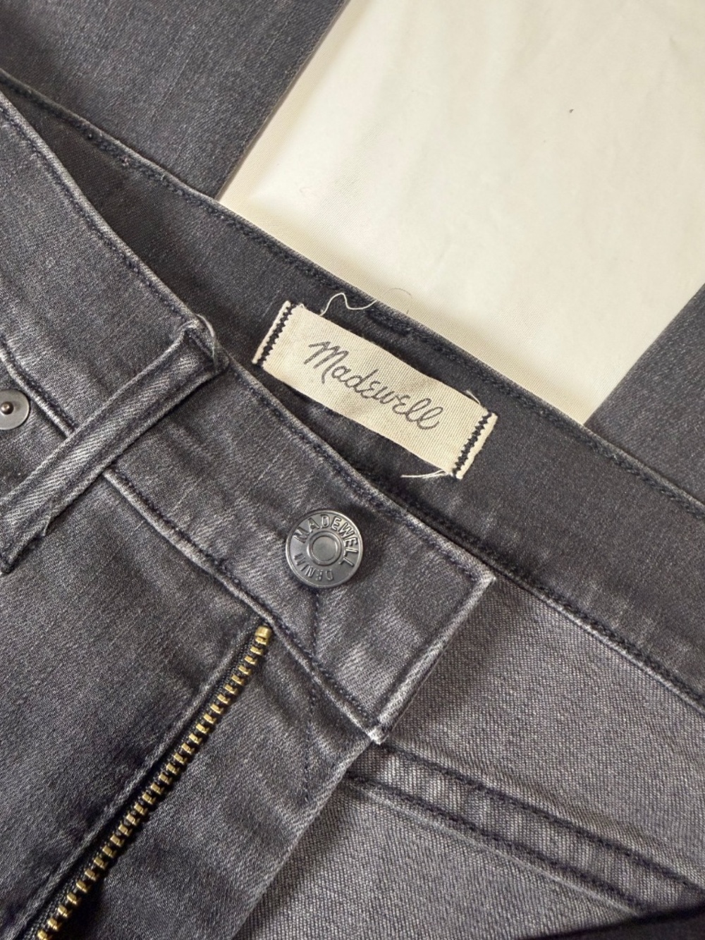 Madewell High-Rise Skinny Jeans Black Distressed Size 28T Tall - Picture 5 of 13